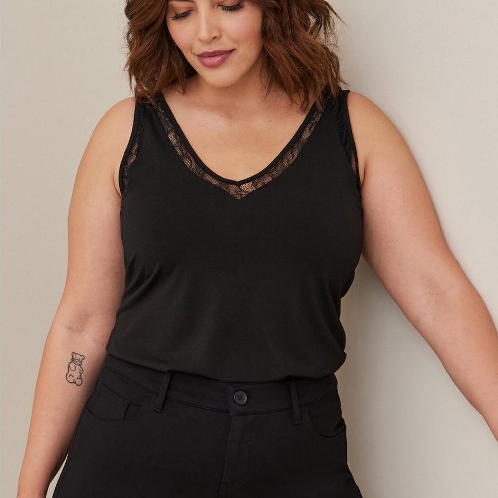 Torrid Black Lace Inset Crepe Tank Sleeveless Shirt Size 0X